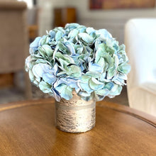 Load image into Gallery viewer, [RESM-AHDLB] Gold Glass Vase Medium - Artificial Hydrangea Light Blue
