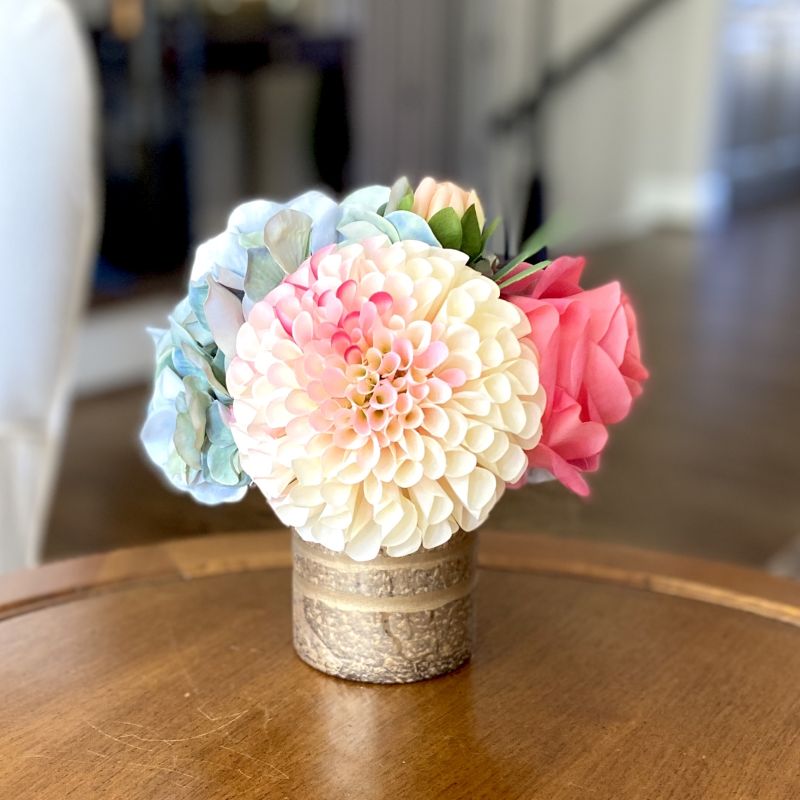 [RESS-ADALBP] Gold Glass Vase Small - Artificial Dahlia Cream Dahlia, Rose & Hydrangea Light Blue